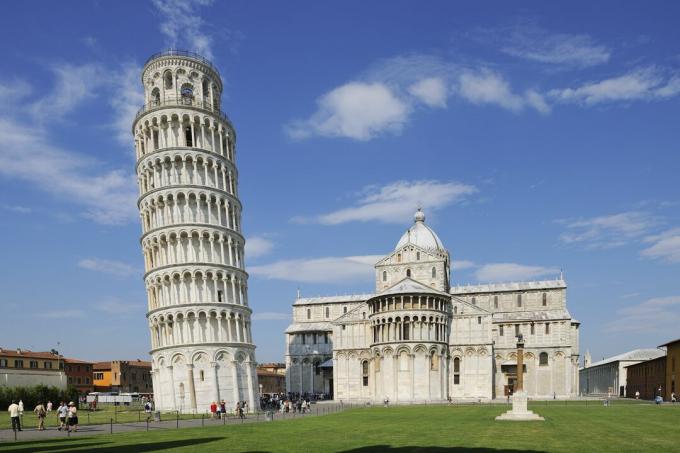 Torre inclinada de Pisa e Duomo de Pisa, Piazza dei Miracoli, Pisa, Toscana, Itália