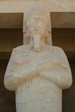 Estátua de Hatshepsut. Deir al-Bahri, Egito