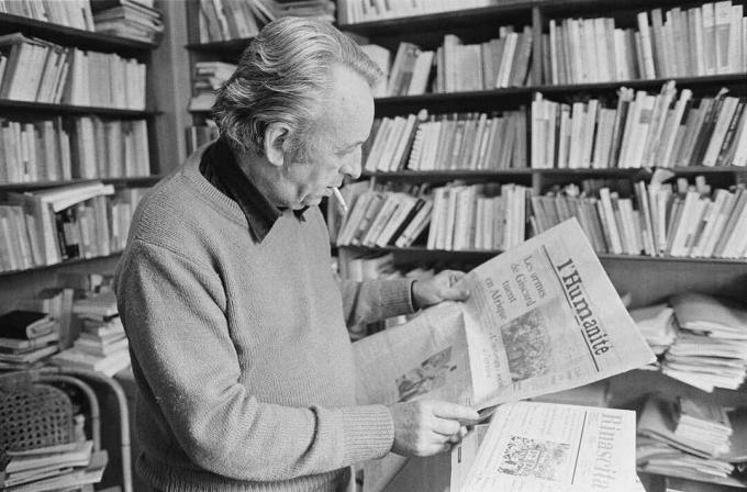 Filósofo Louis Althusser Reading