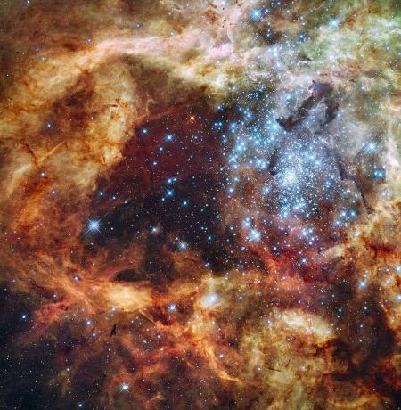 região de formação de estrela R136