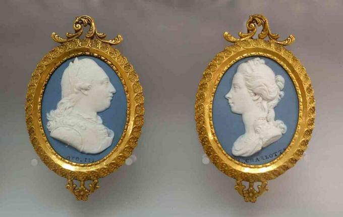 Wedgwood Cameo do rei britânico George III e da rainha Charlotte