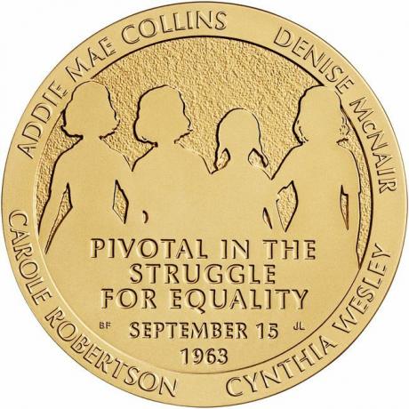 A Medalha de Ouro do Congresso comemora as quatro jovens mortas no atentado à Igreja Batista da Rua 16.