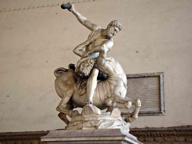 Hércules de Giambologna e o Centauro Nessus