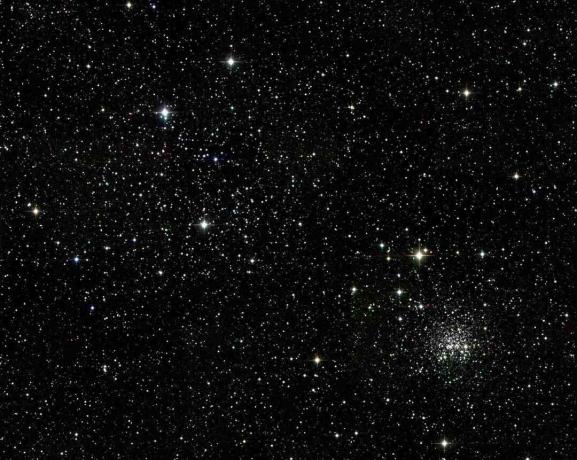 Aglomerado de estrelas aberto M35 na constelação de Gêmeos.