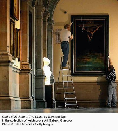 Cristo de São João da Cruz de Salvador Dali, coleção da Kelvingrove Art Gallery, Glasgow.