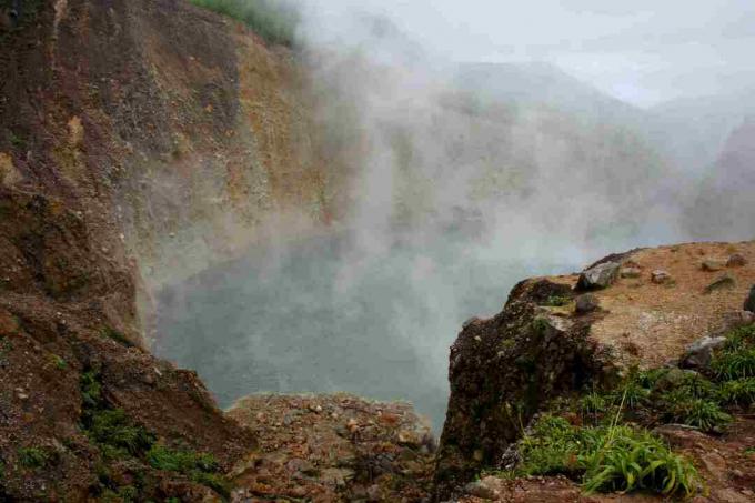 Lago fervente de Dominica