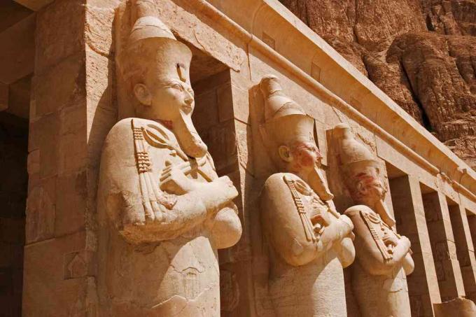 Rainha Hatshepsut como Osíris