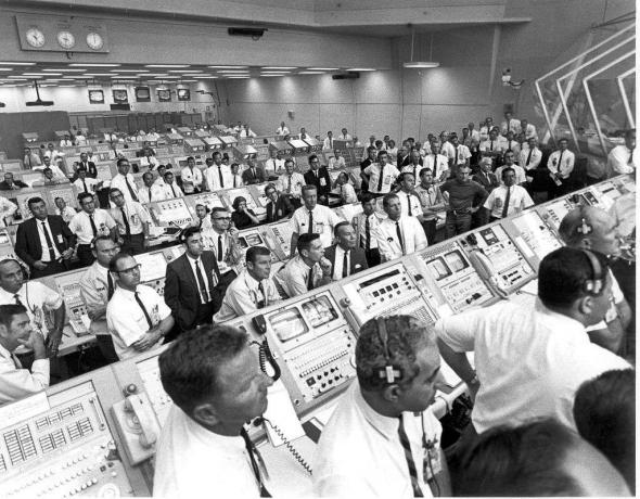 SALA DE CONTROLE US-APOLLO 11