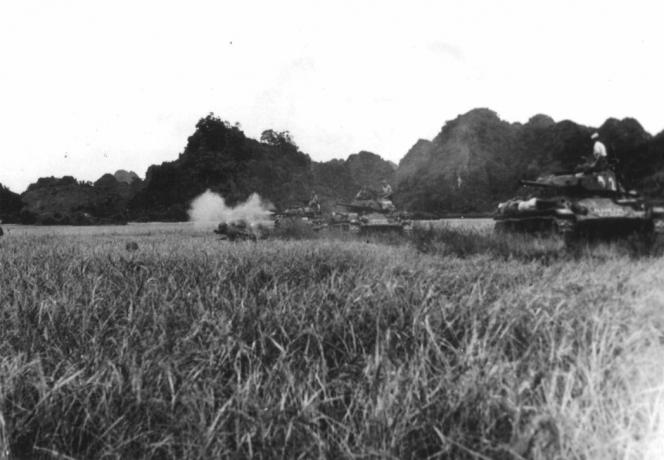 M24 Chaffees em Dien Bien Phu